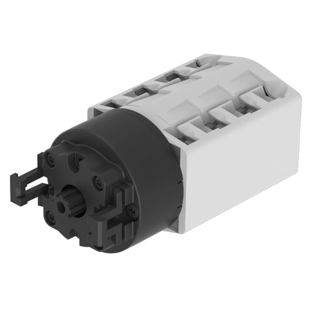 704.F1A00001