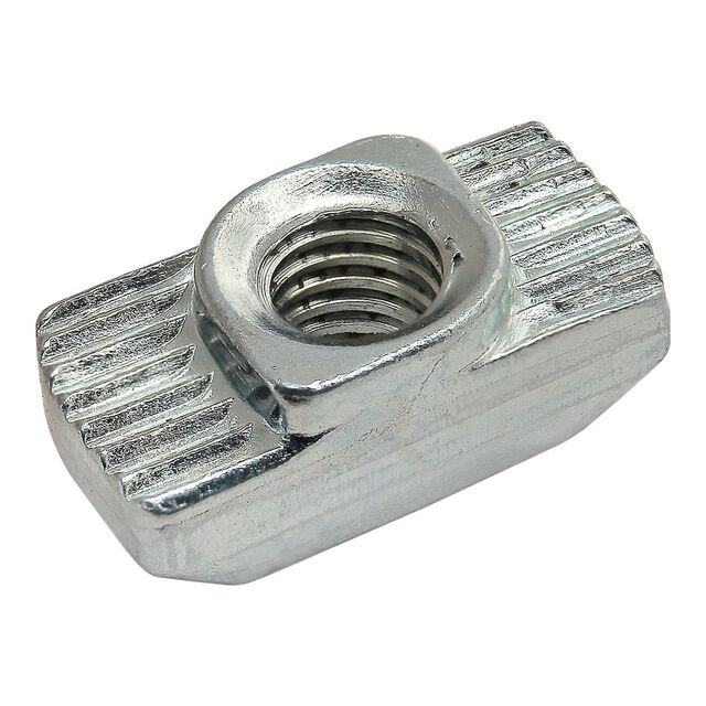 3932