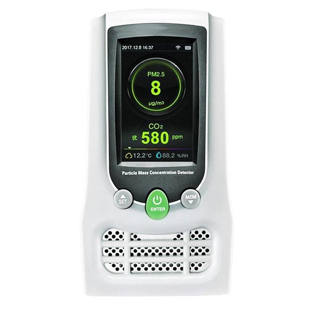 900033