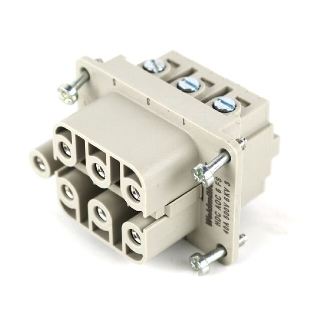 2466800000